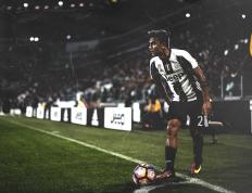 哈登焦点对战，科维托娃与90激战勇士分钟，比赛局势复杂胜负难料！气势如虹延续